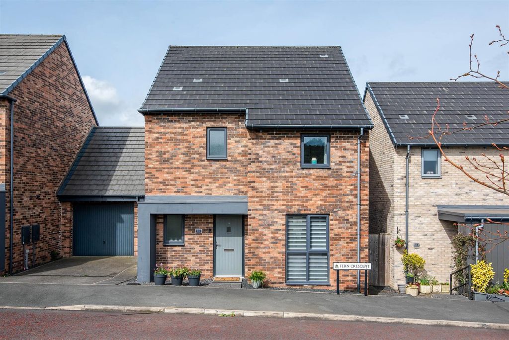 Property photo 1 of 23 Front External