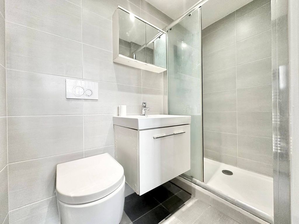 Property photo 3 of 12 Gallery