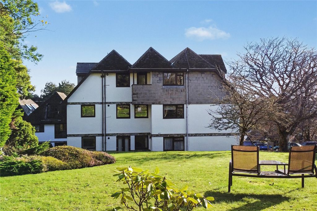 Property photo 1 of 20 Picture No. 06