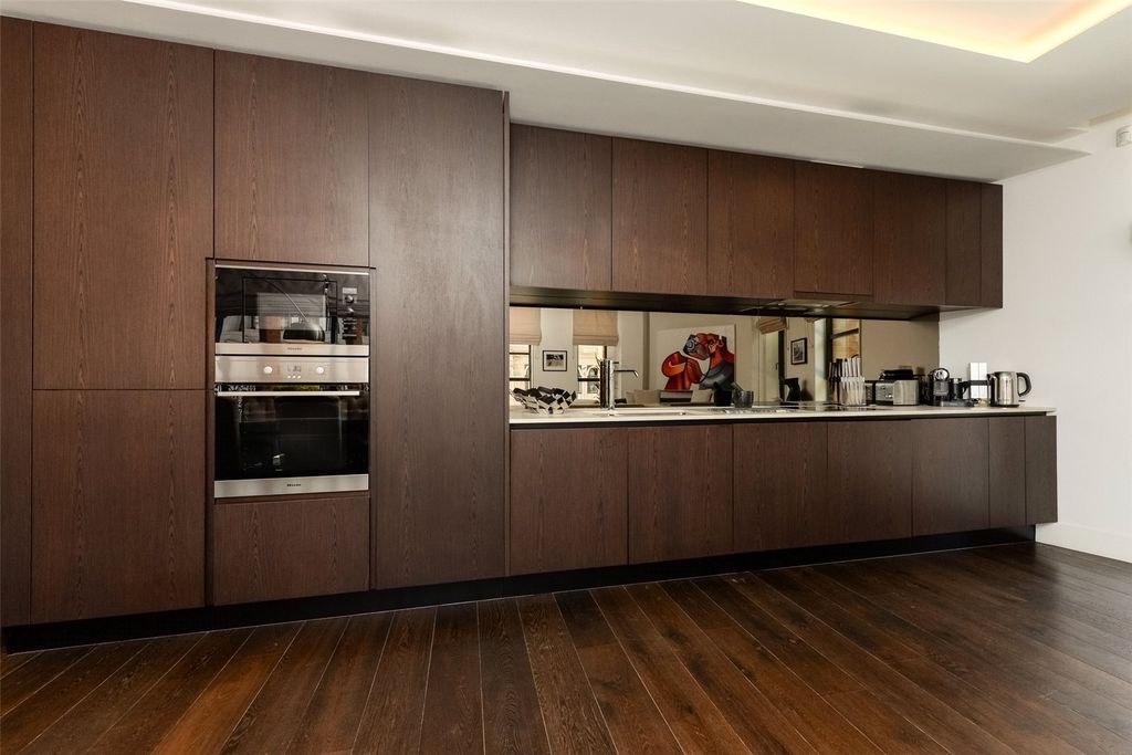 Property photo 2 of 15 Kitchen