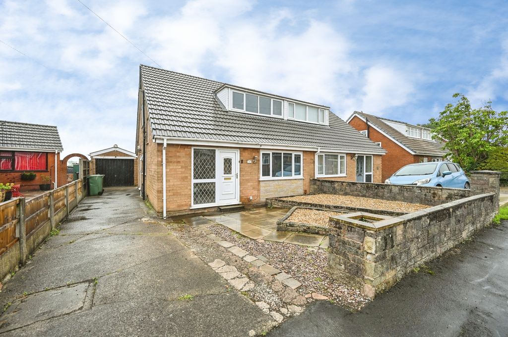 Property photo 1 of 15