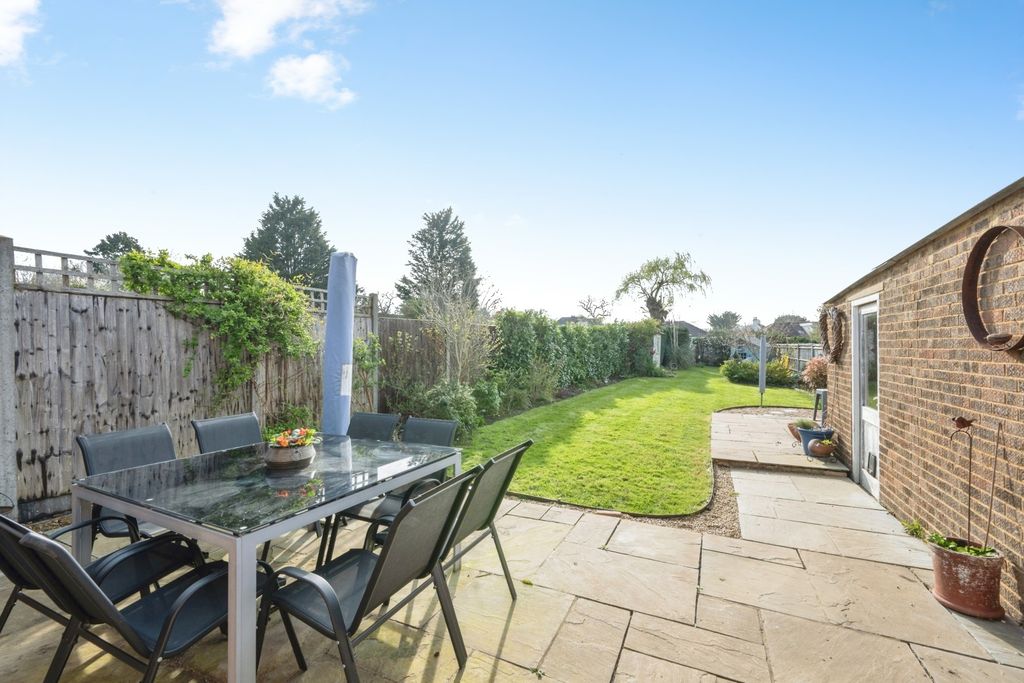 Property photo 2 of 17 Picture No. 02