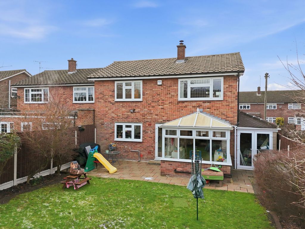 Property photo 2 of 20