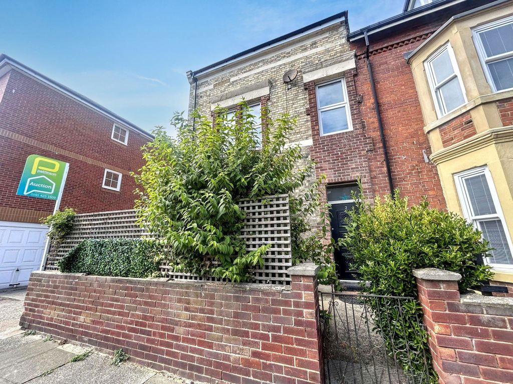 Property photo 1 of 21