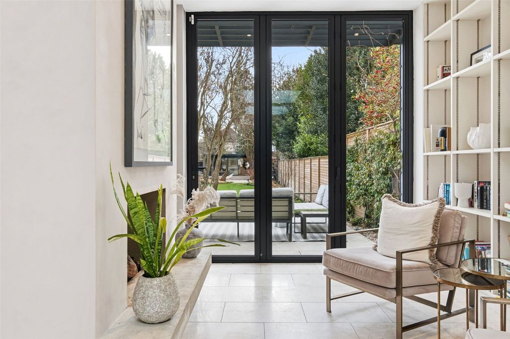Additional image 8 of 5 bed semi-detached house for salePark Road, Hampton TW12