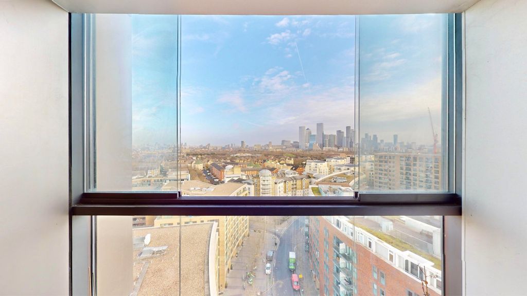 Property photo 3 of 20 Picture No. 35