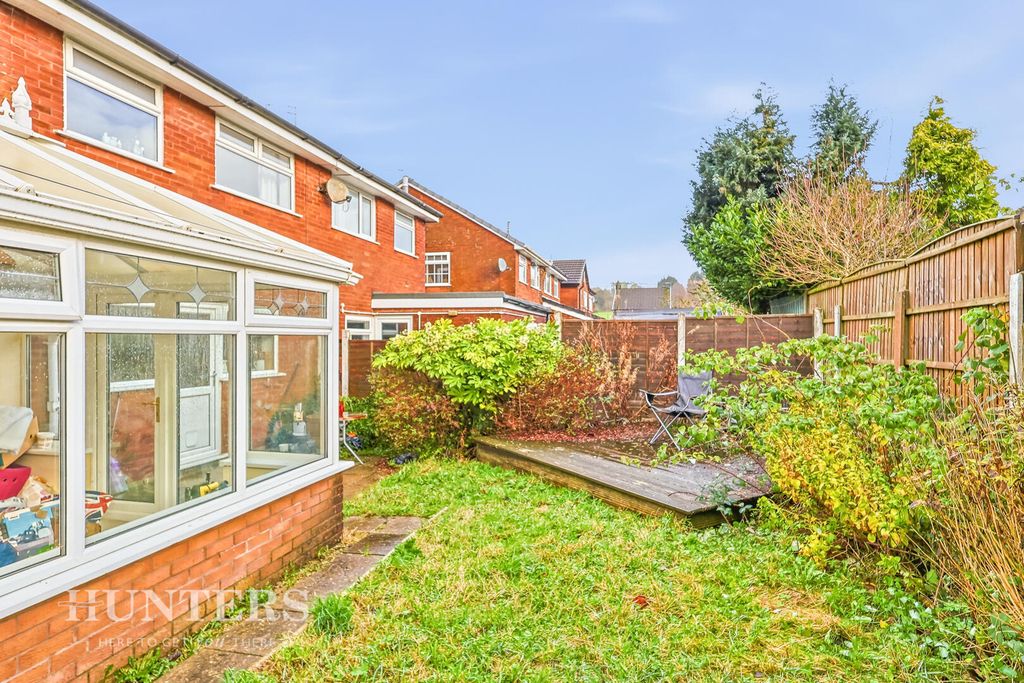 Property photo 2 of 18 Rear Garden