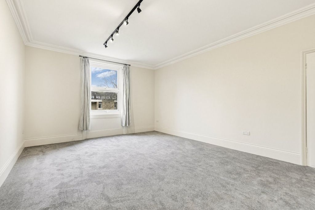 Property photo 3 of 11 Picture No. 03