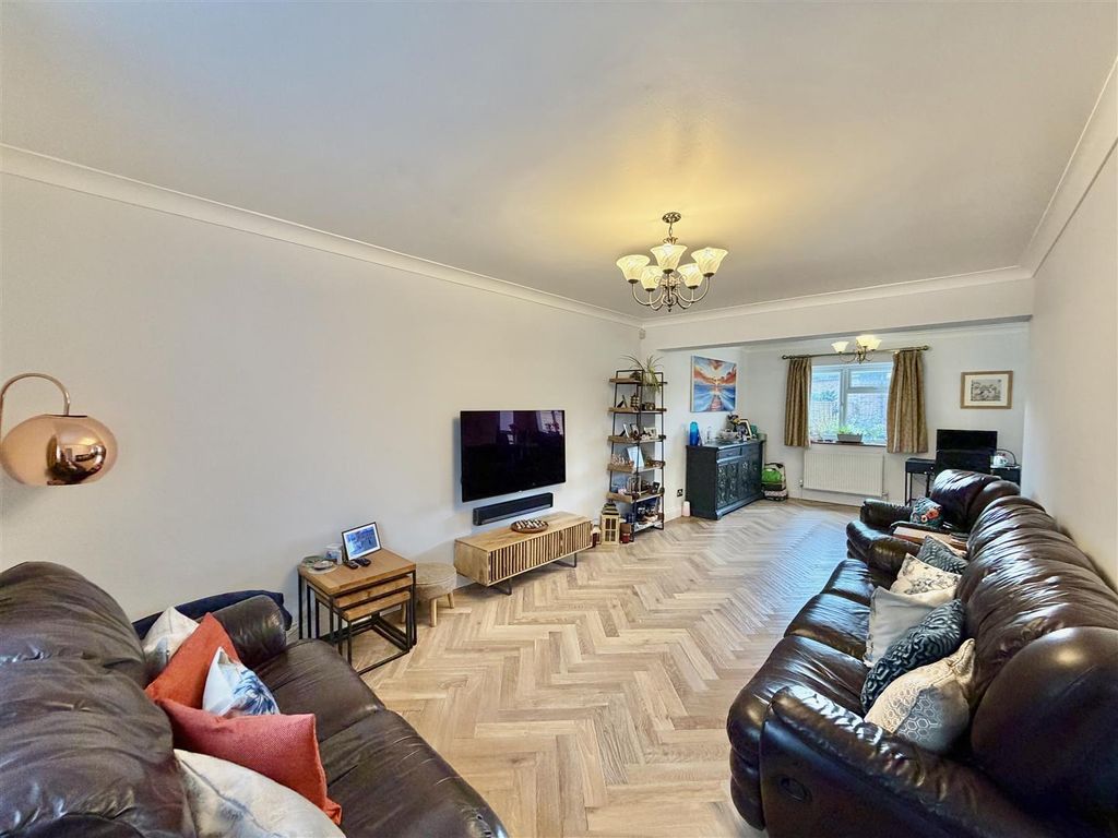 Property photo 2 of 14 Reception Room