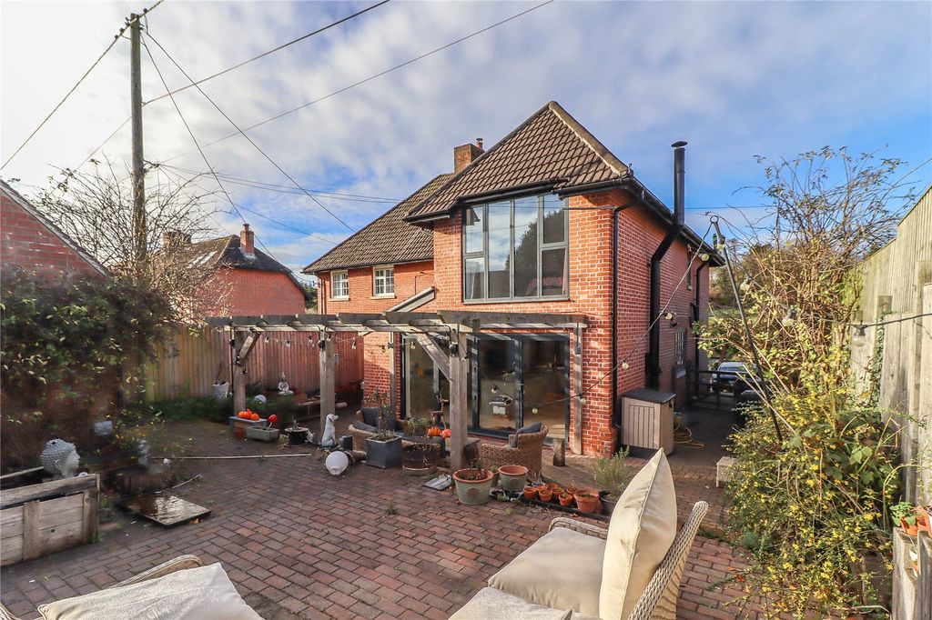 Property photo 2 of 30 Picture No. 30