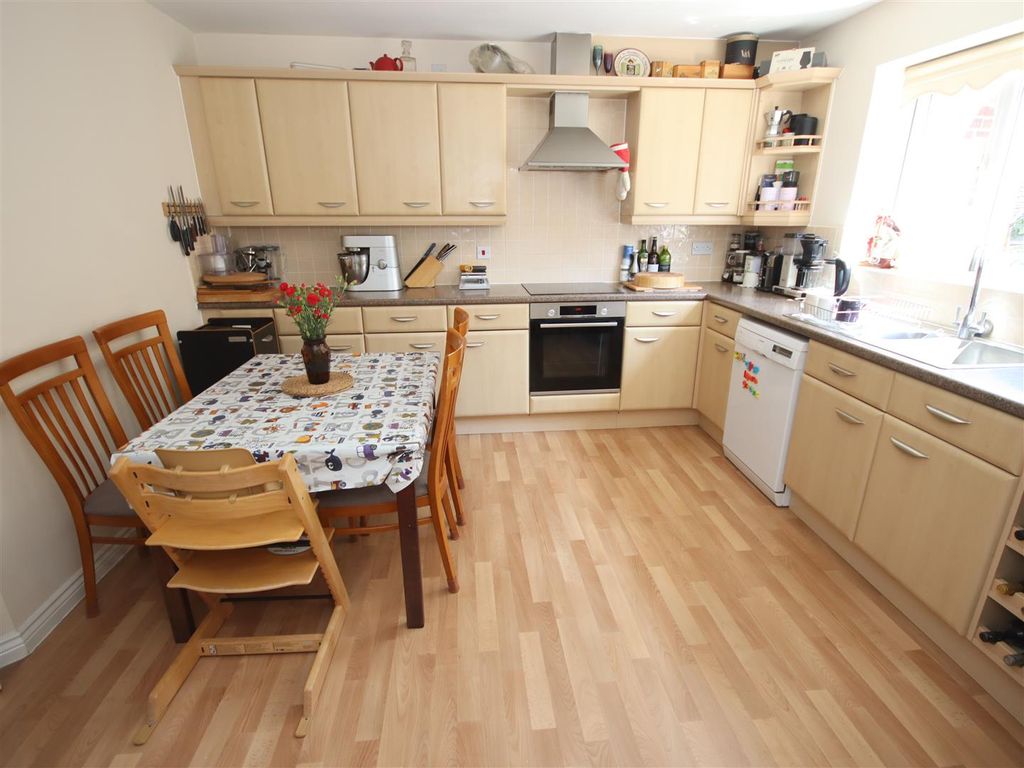 Property photo 3 of 19 Img_2563.Jpg