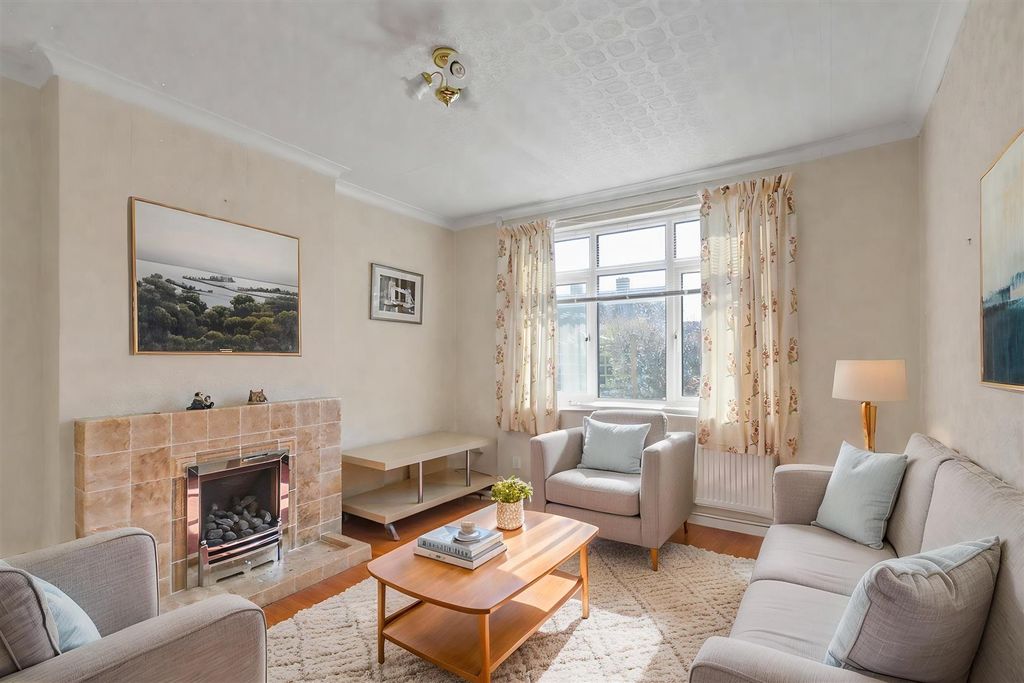 Property photo 2 of 25 Ai Lounge.Jpeg