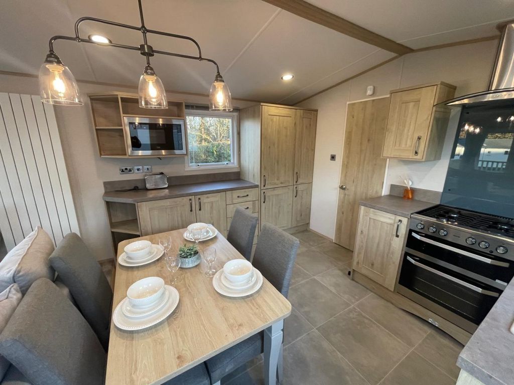 Property photo 3 of 6 Whatsapp Image 2025 11 25 At 15.04.31 25617A2F.Jpg