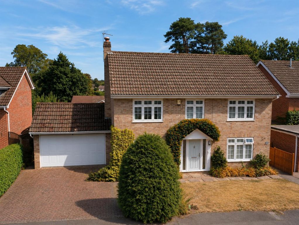 Property photo 1 of 32 Front 1 .Png