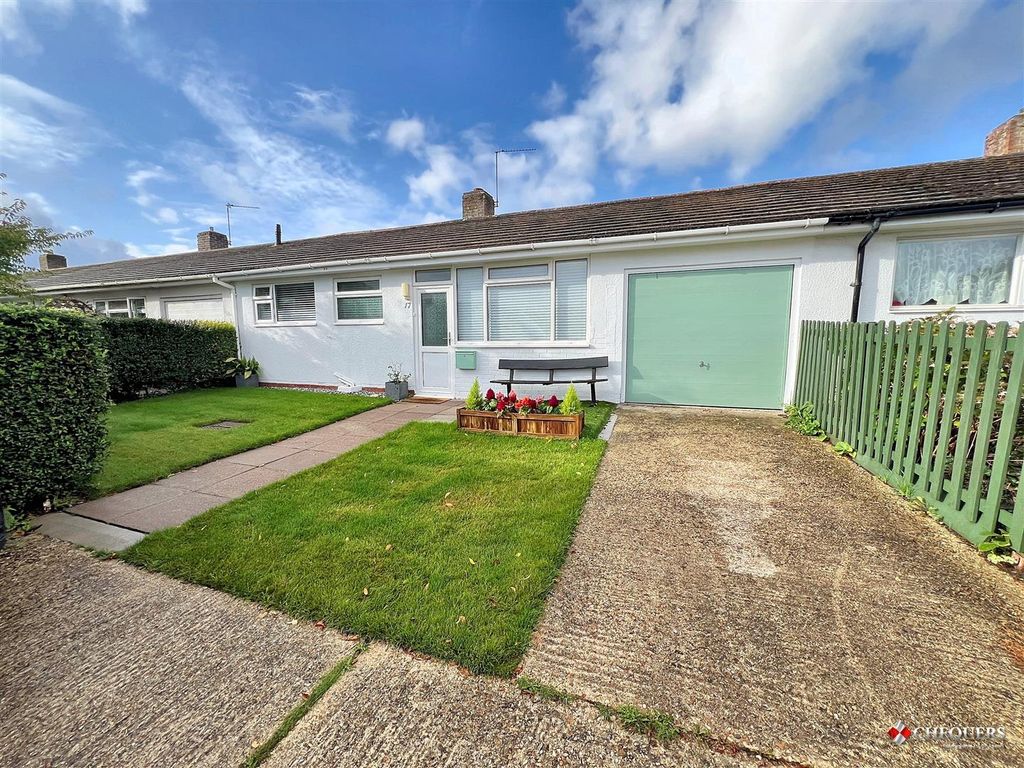 Property photo 1 of 19 Front