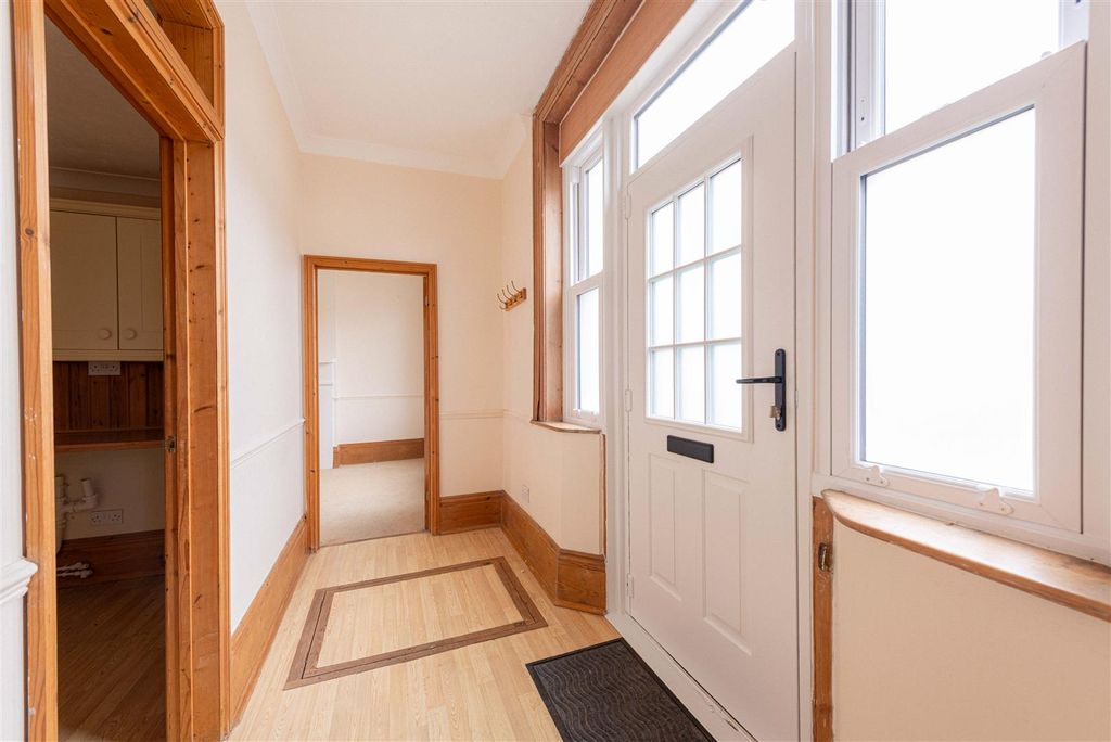 Property photo 2 of 13 L J Imaging-10.Jpg