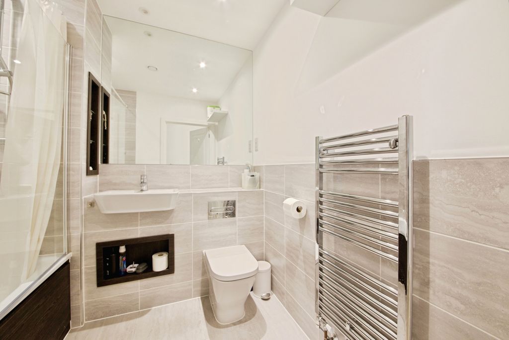 Property photo 3 of 13 Pbox-Img.Jpg