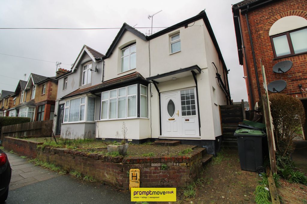 Property photo 1 of 12 Na