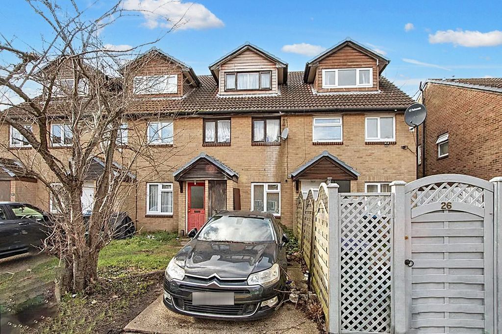 Property photo 1 of 3