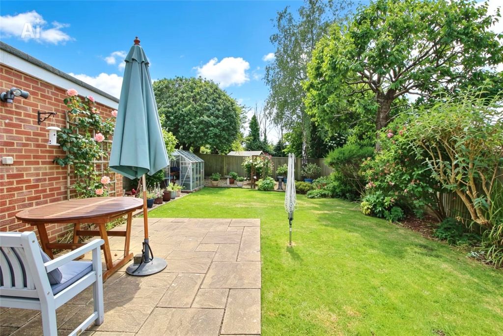 Property photo 2 of 21 Picture No. 41