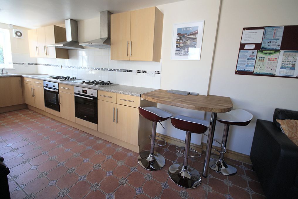 Property photo 3 of 16 Photo 1