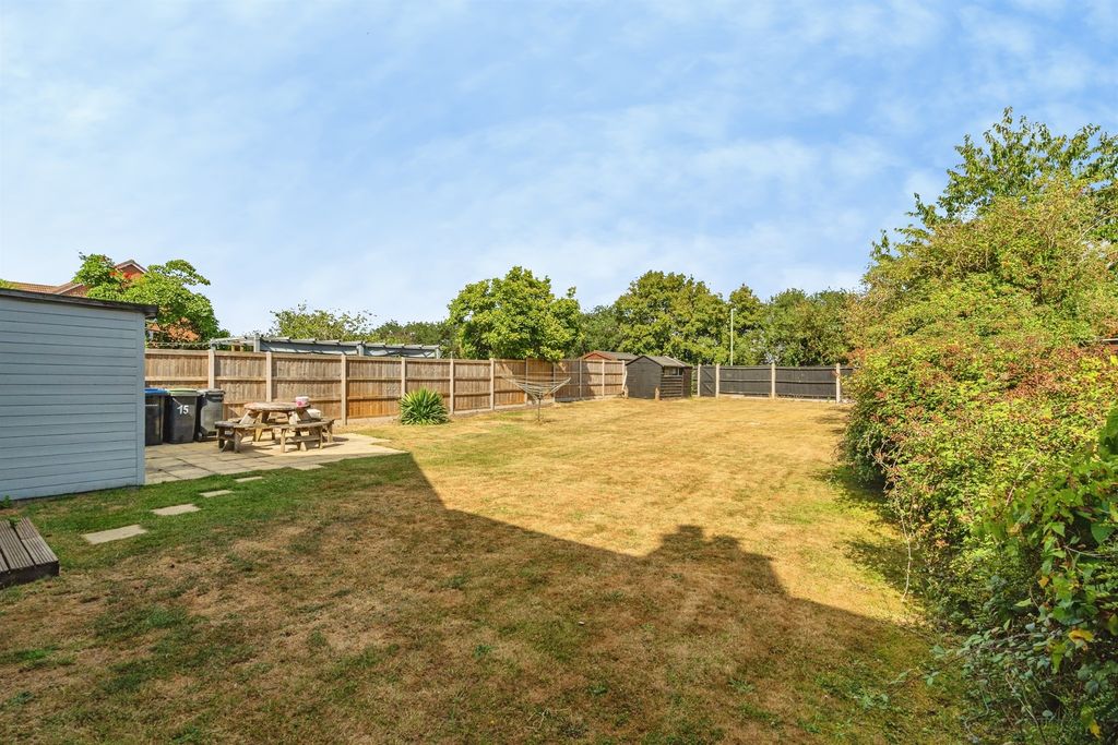 Property photo 2 of 15