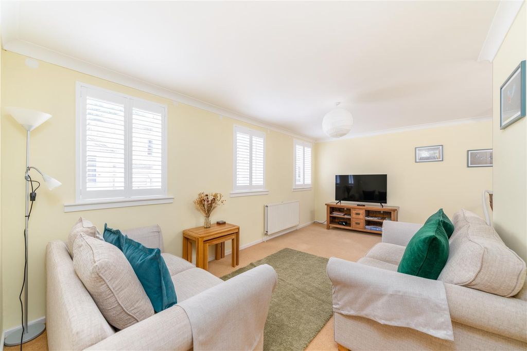 Property photo 3 of 17 26_Woodmarket-03.Jpg