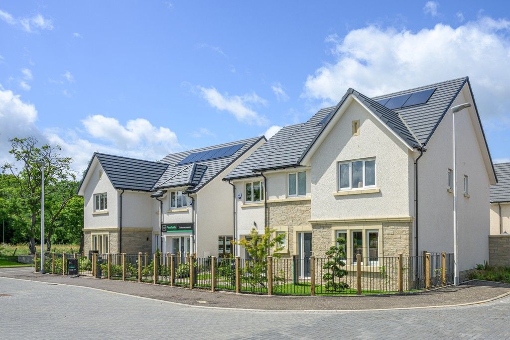 Property photo 3 of 21 Pinefields, Livingston