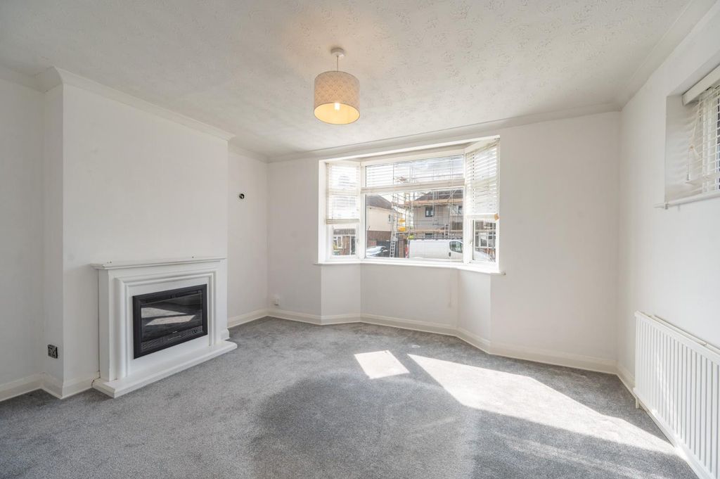 Property photo 2 of 13 Dsc_7999-Hdr.Jpg