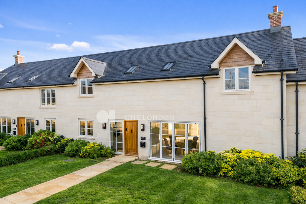 Property photo 1 of 26