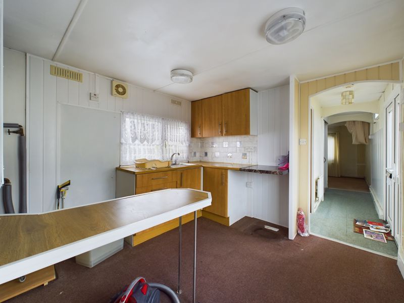 Property photo 2 of 5 Photo 3