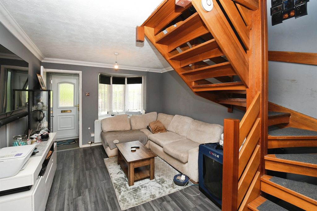 Property photo 3 of 15