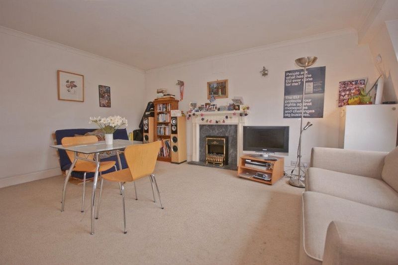 Property photo 3 of 6 Photo 7