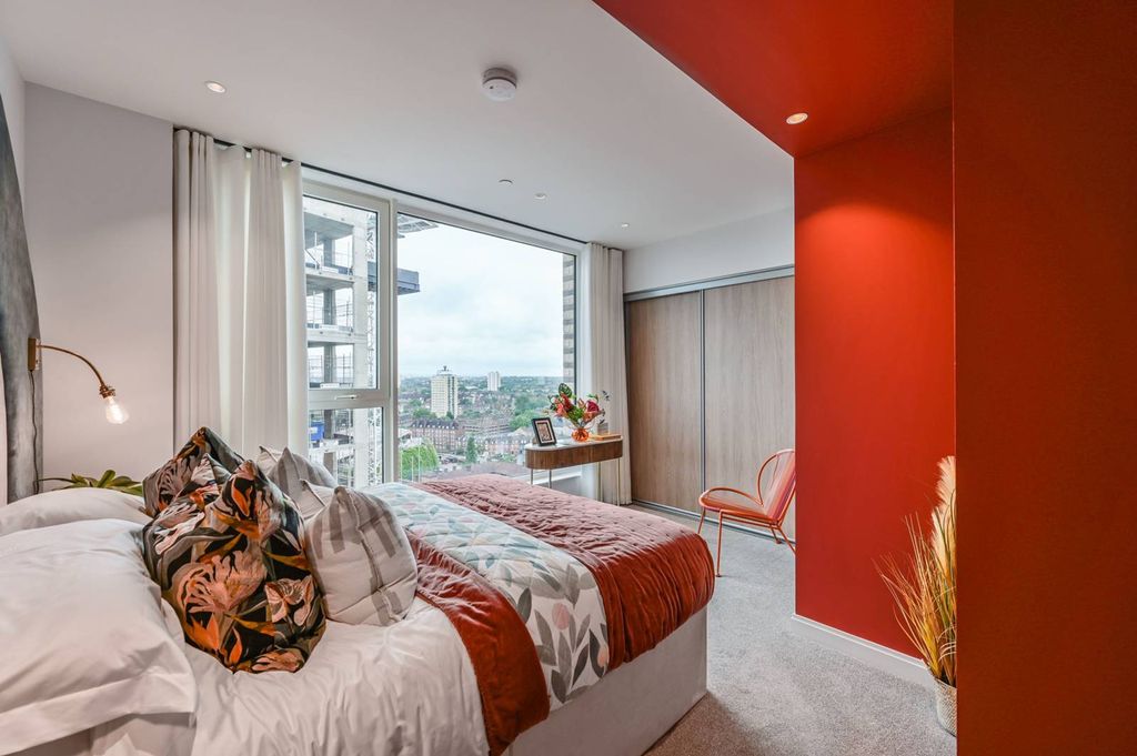 Property photo 1 of 13