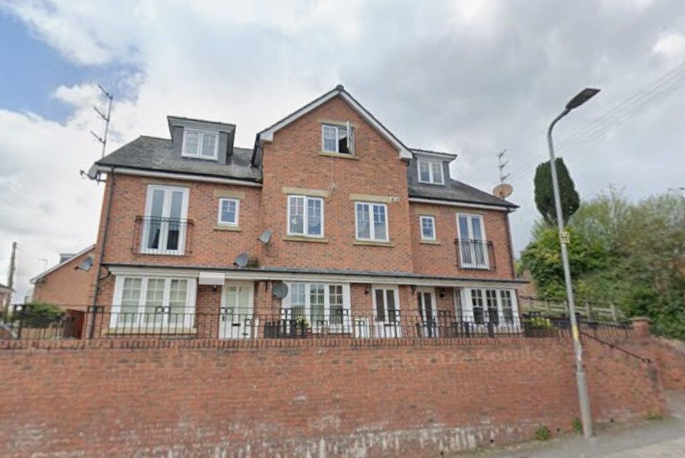 Property photo 1 of 9
