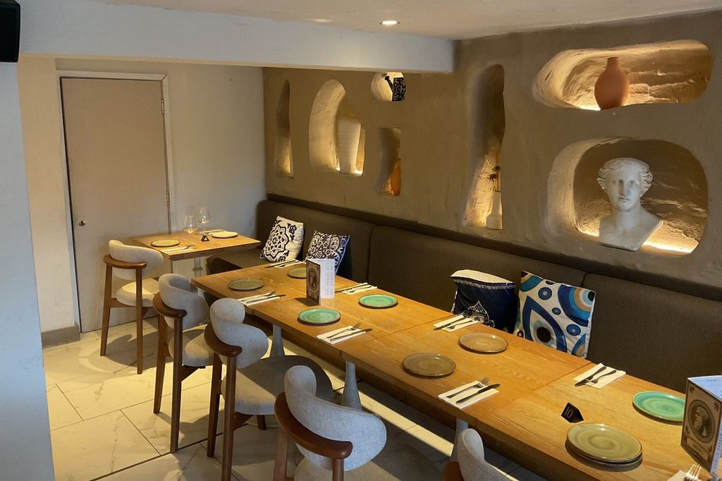 Property photo 2 of 7