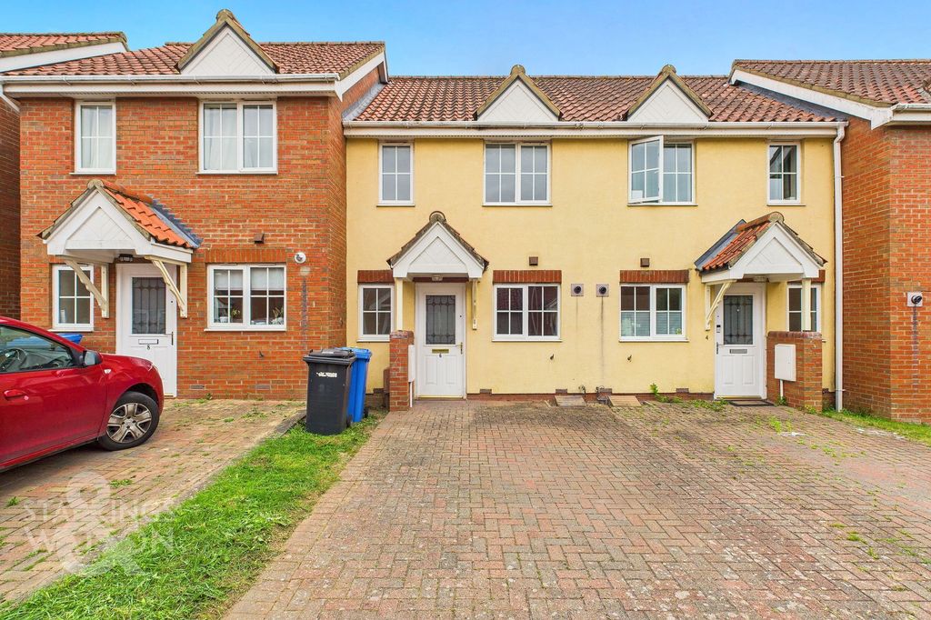 Property photo 1 of 15