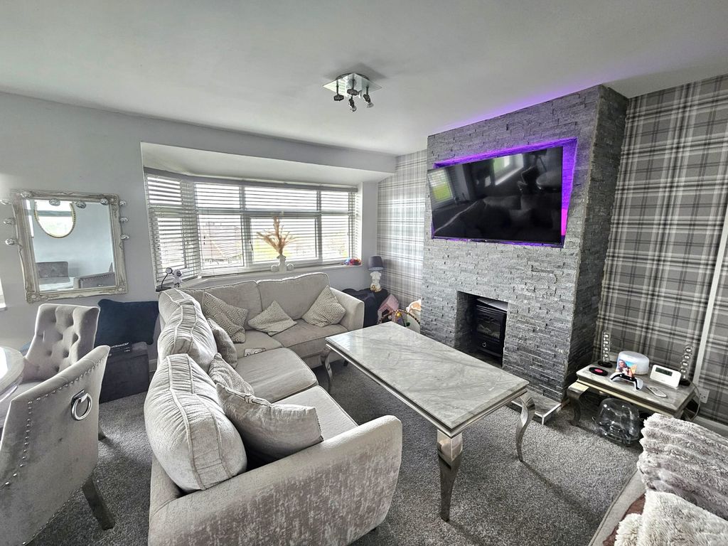Property photo 2 of 8 Not Specified