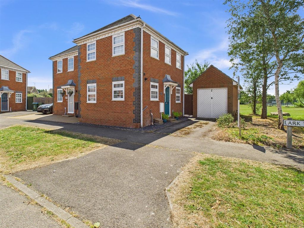 Property photo 1 of 10 Cam04907G0-Pr0229-Still002.Jpg