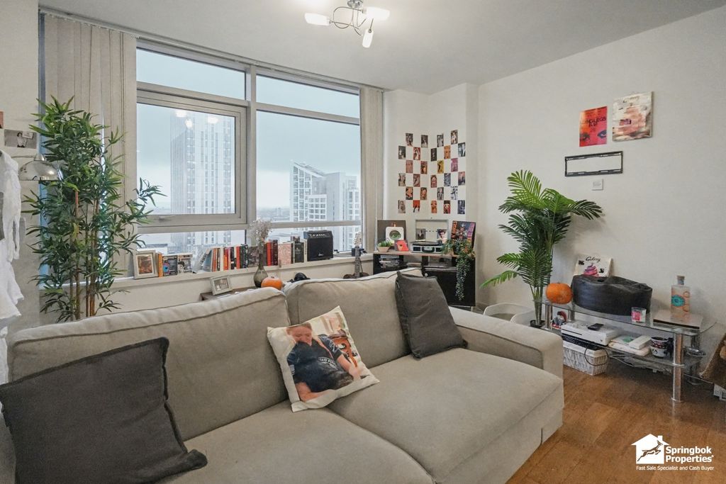 Property photo 3 of 8 Image 3