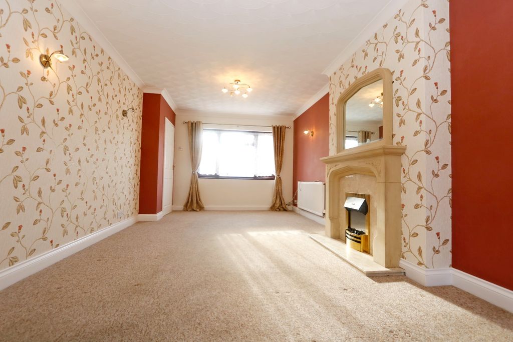 Property photo 3 of 20 4655426