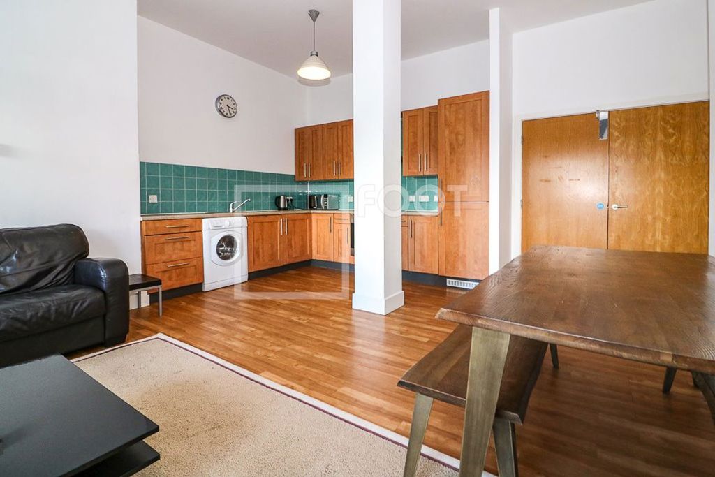 Property photo 3 of 40