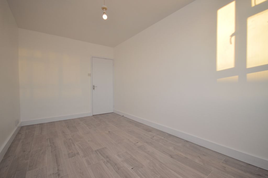 Property photo 2 of 12 Gallery