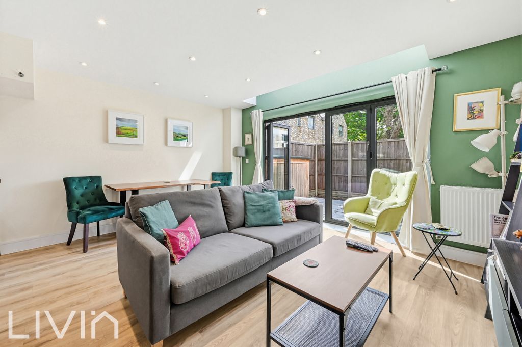 Property photo 2 of 12 2