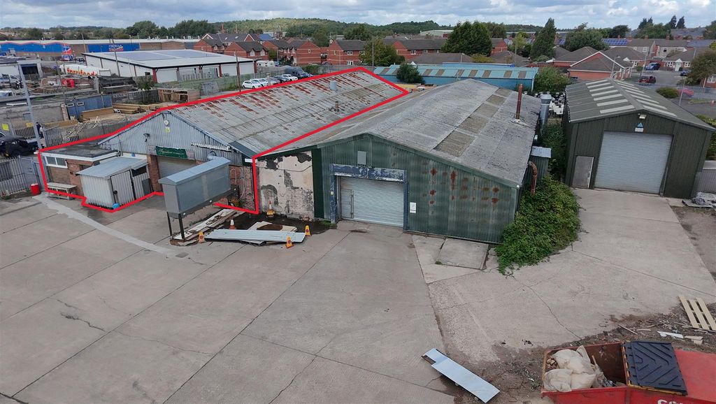 Property photo 3 of 4 Front 2 .Jpeg