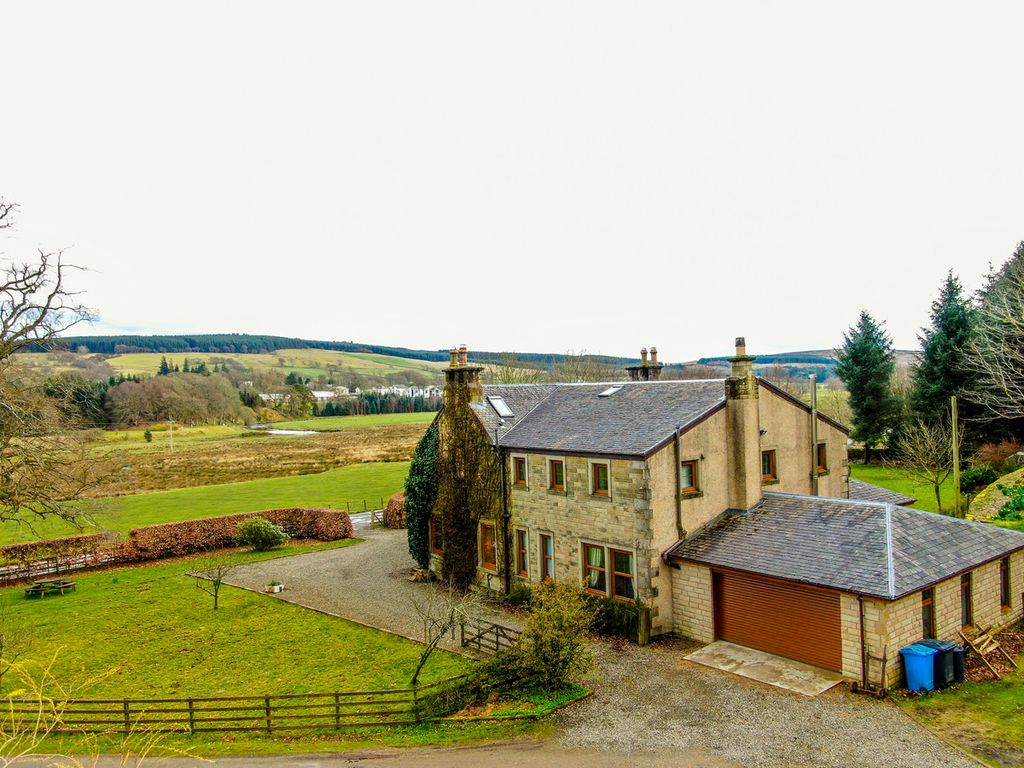 Property photo 3 of 31
