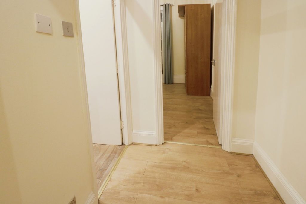 Property photo 3 of 8 Picture No. 03