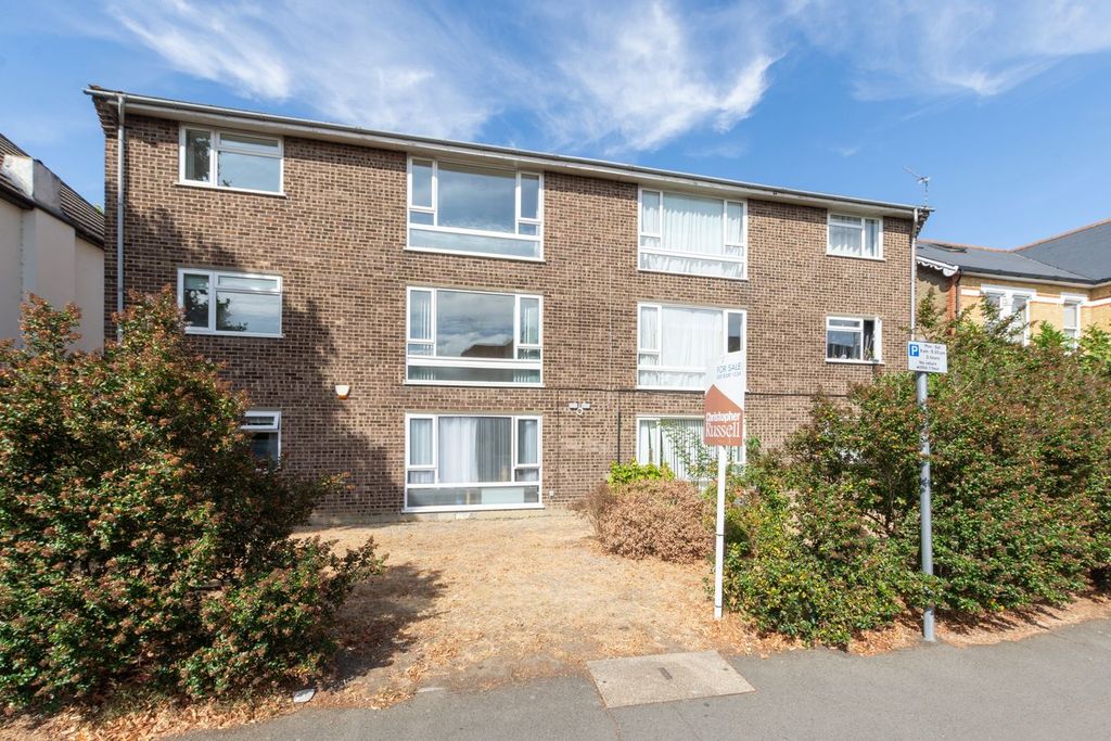 Property photo 1 of 10