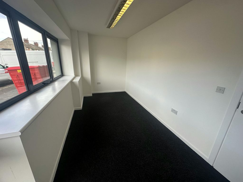 Property photo 3 of 6 Img_2853.Jpeg