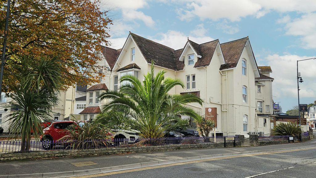 Property photo 1 of 11 20251104_120403ee.Jpg